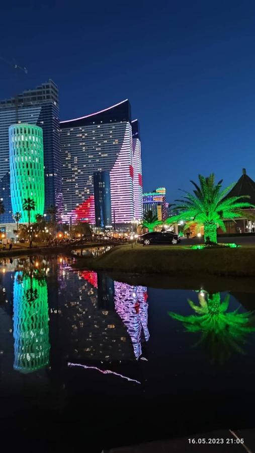 Orbi City- Twin Towers Corpus C Batumi Luaran gambar